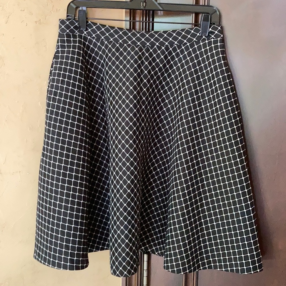 A club monaco medi skirt